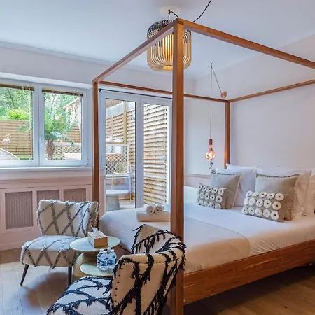 Rose & Garden - Eiffel Tower * 巴黎